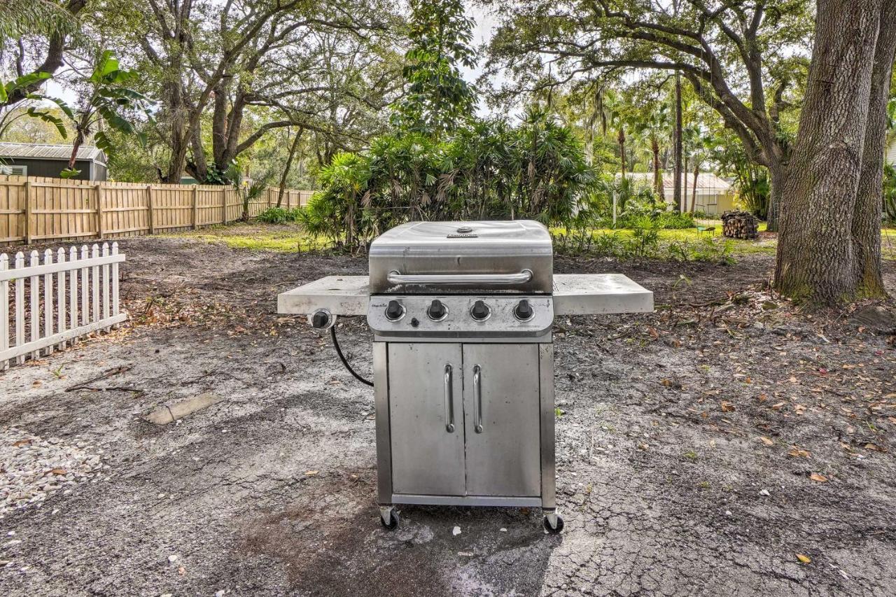 Tropical Palm Harbor Studio Walk To Gulf! Exterior foto