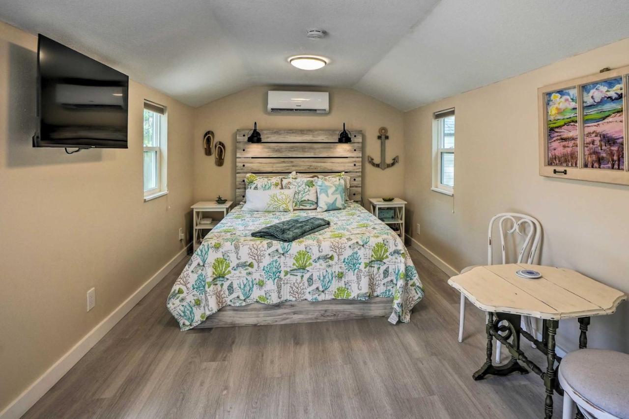 Tropical Palm Harbor Studio Walk To Gulf! Exterior foto