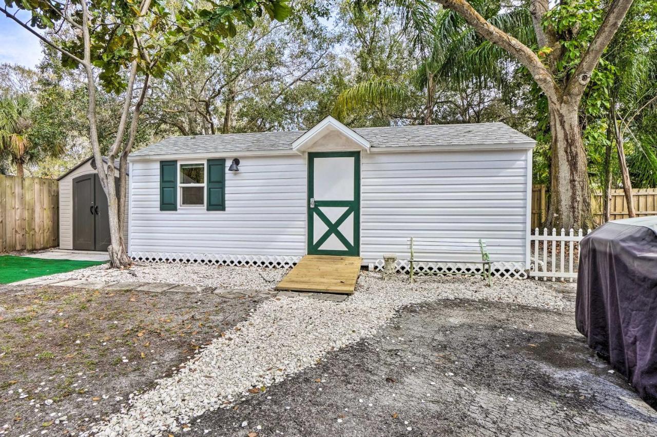 Tropical Palm Harbor Studio Walk To Gulf! Exterior foto